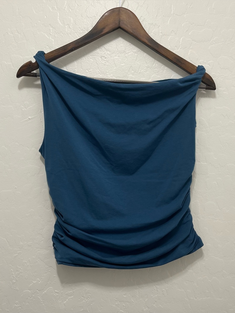 Abercrombie & Fitch Off Shoulder Ruched Twist Top Size S